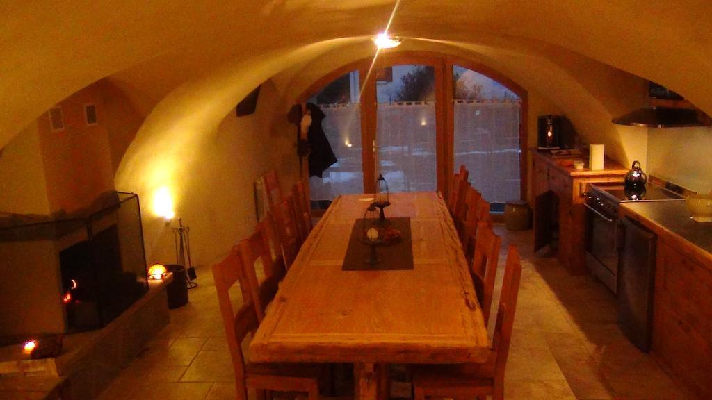 Le Bacchu Ber Bed and Breakfast Briançon Buitenkant foto