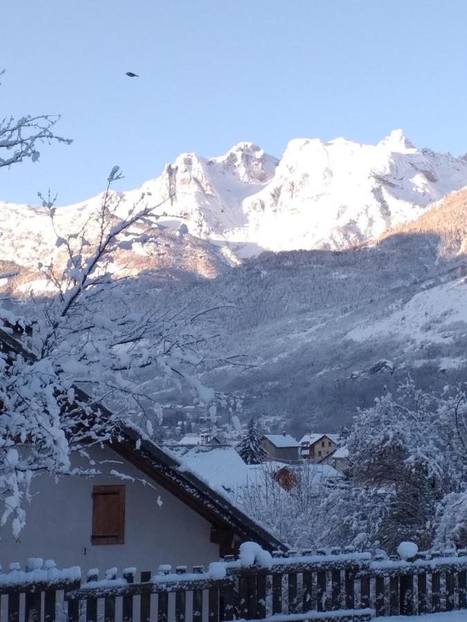 Le Bacchu Ber Bed and Breakfast Briançon Buitenkant foto